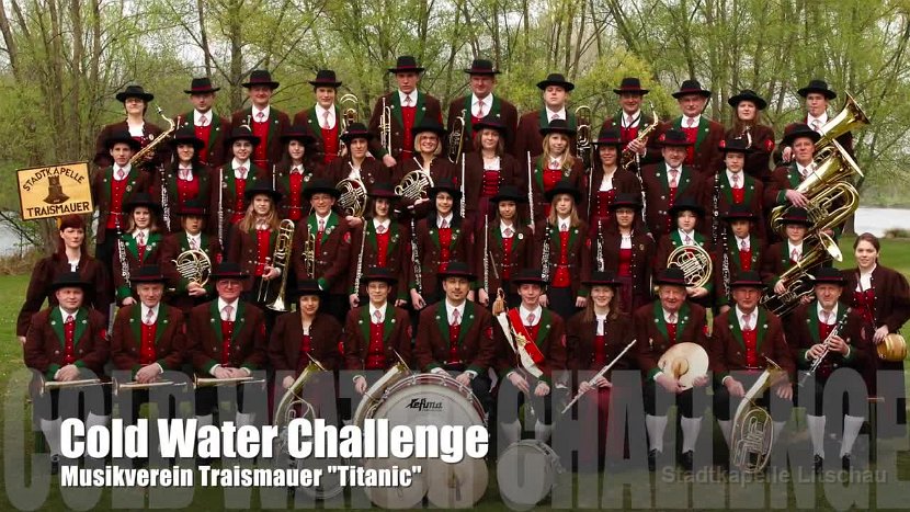 Cold Water Challenge 2014 _ MV Traismauer